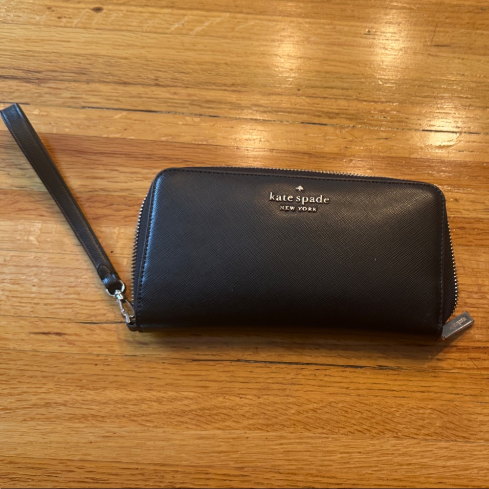 Kate Spade Black Wristlet